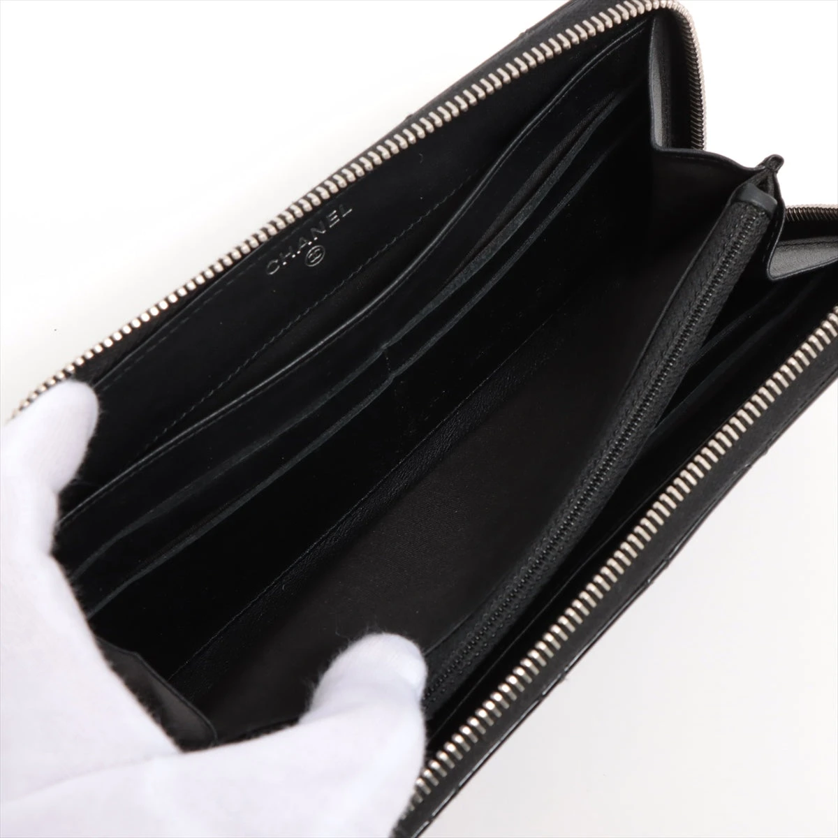 シャネル ブリリアント パテントレザー ラウンドジップウォレット
