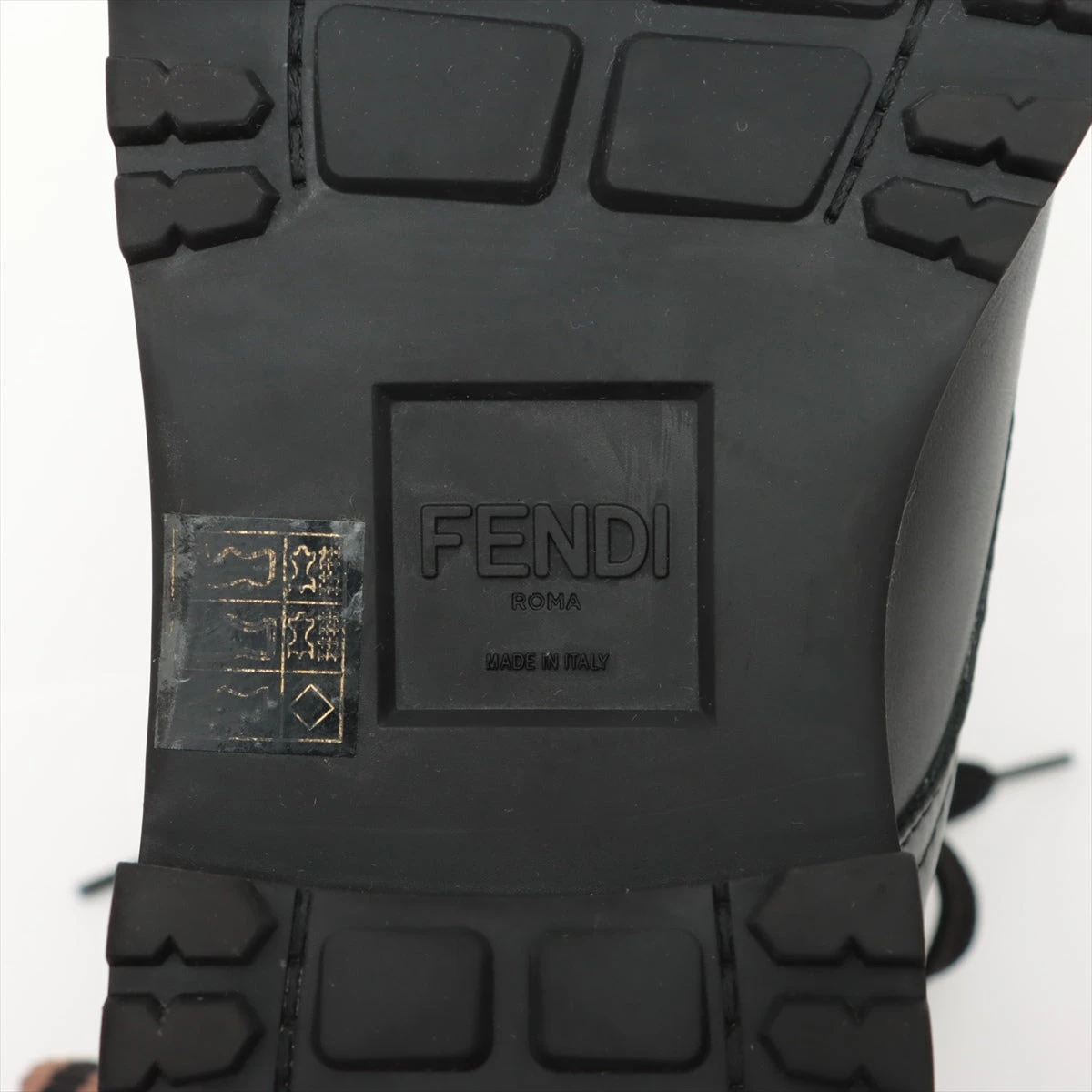 Fendi ロゴ入りニット レザー ニットブーツ Fendi ロゴ入りニット レザー ニットブーツ