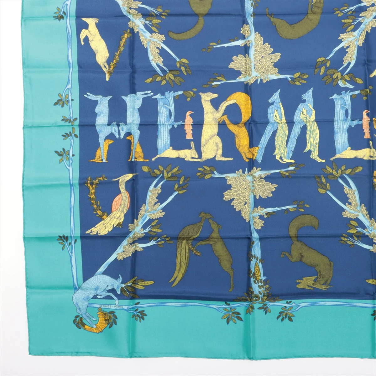 【エルメス】HERMES カレ90 ALPHABET HERMES エルメス スカーフ カレ90 カレのアルファベット 白