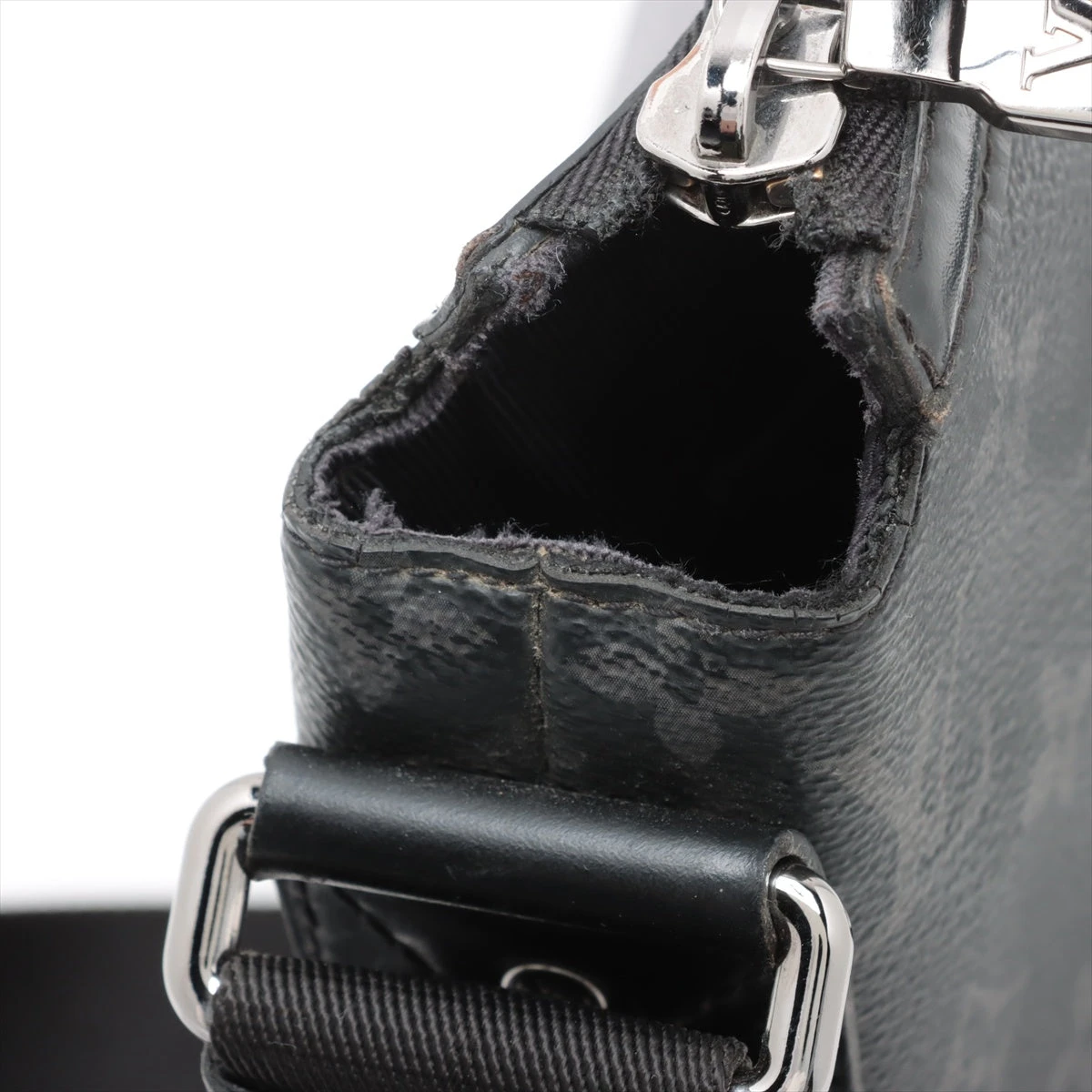 ヴィトン モノグラムエクリプス オディセメッセンジャーPM M44223 