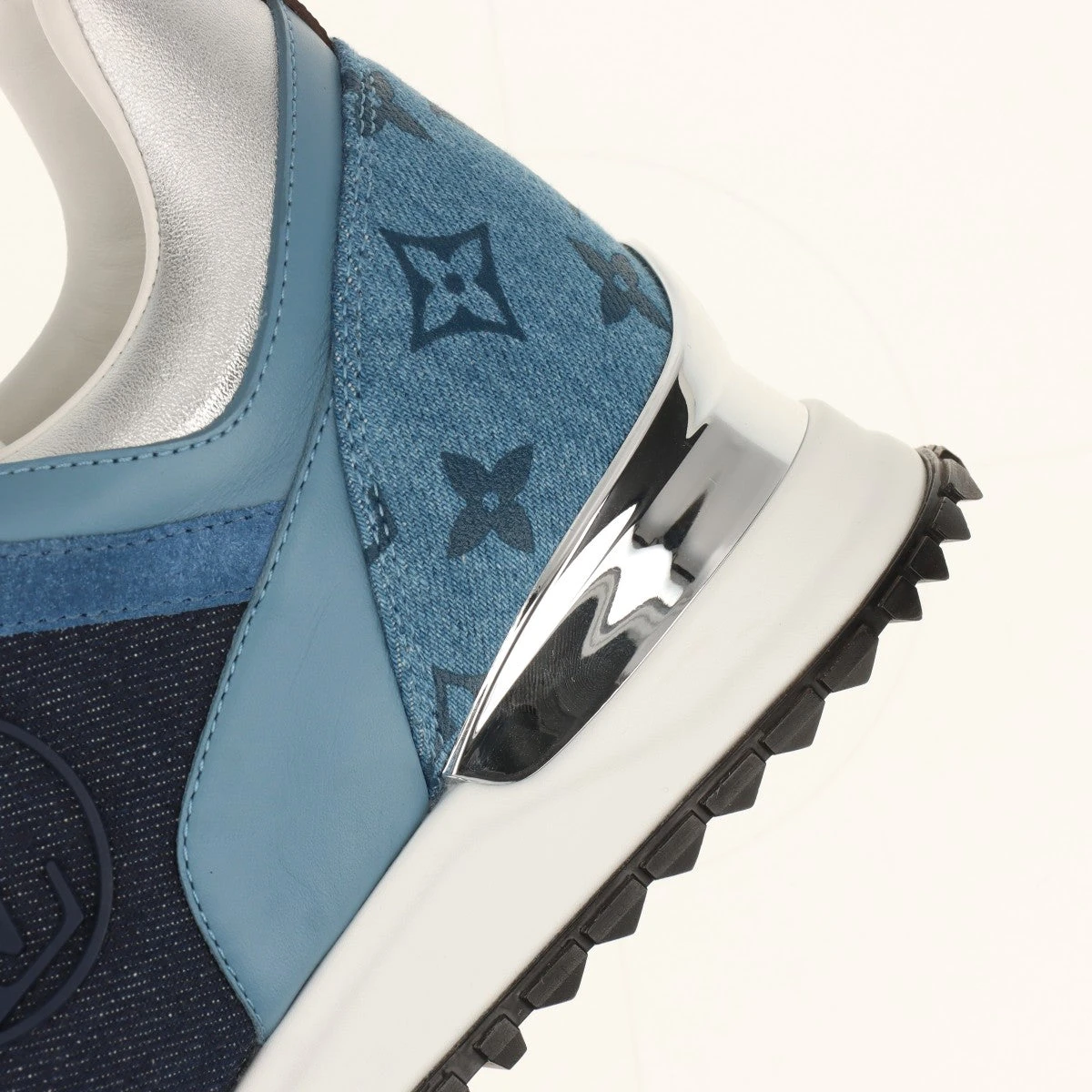 ヴィトン ランアウェイライン 23年 デニム×レザー スニーカー 38 1/2