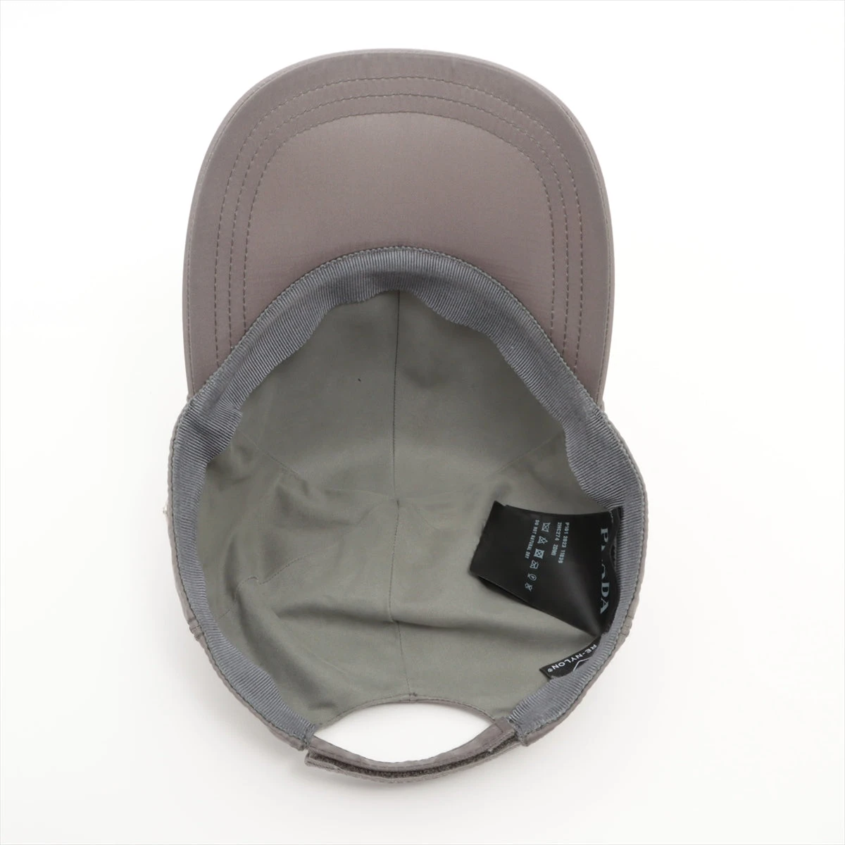 PRADA グレー ナイロンキャップ プラダ 2HC274 キャップ M ナイロン グレー A2553700｜中古