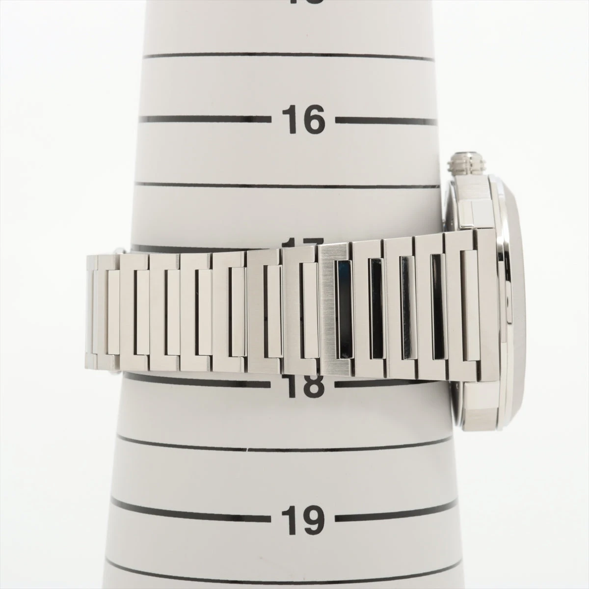 オカルティックサマーオカルン　超常的なパワーモモ２枚 ブルガリ初のW&W出展で「オクト フィニッシモ ウルトラ トゥール