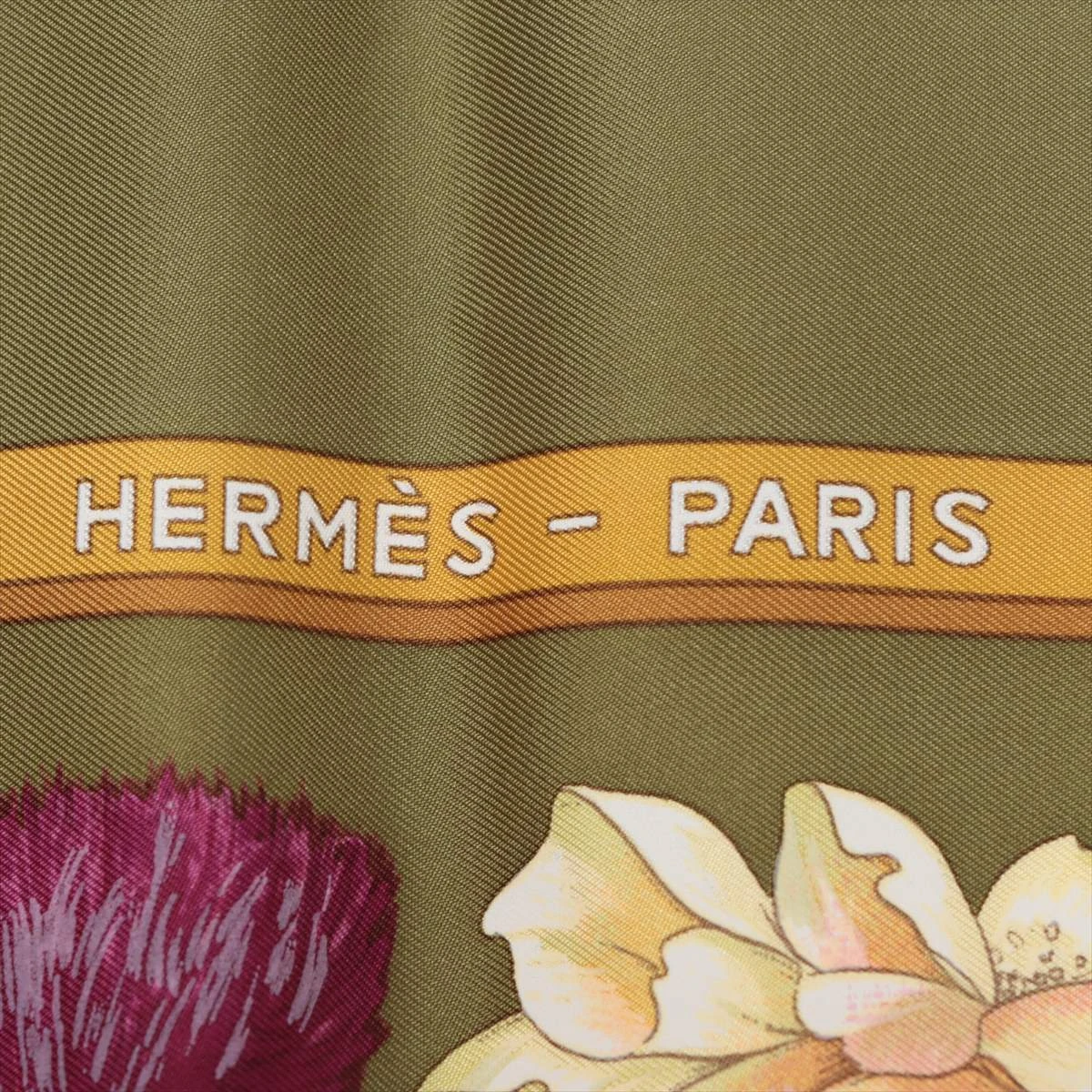 エルメス カレ90 スカーフ シルク レジーナ 女王陛下 FH3 エルメスHERMES カレ90 REGINA 女王陛下 スカーフ 黄色他 (K