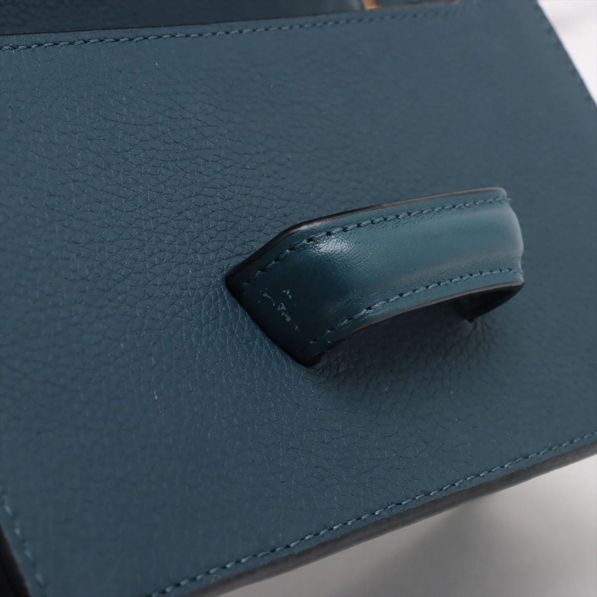 ロエベ　ネイビー レザー ショルダーバッグ 楽天市場】LOEWE ロエベ ショルダーバッグ CUBI CROSSBODY