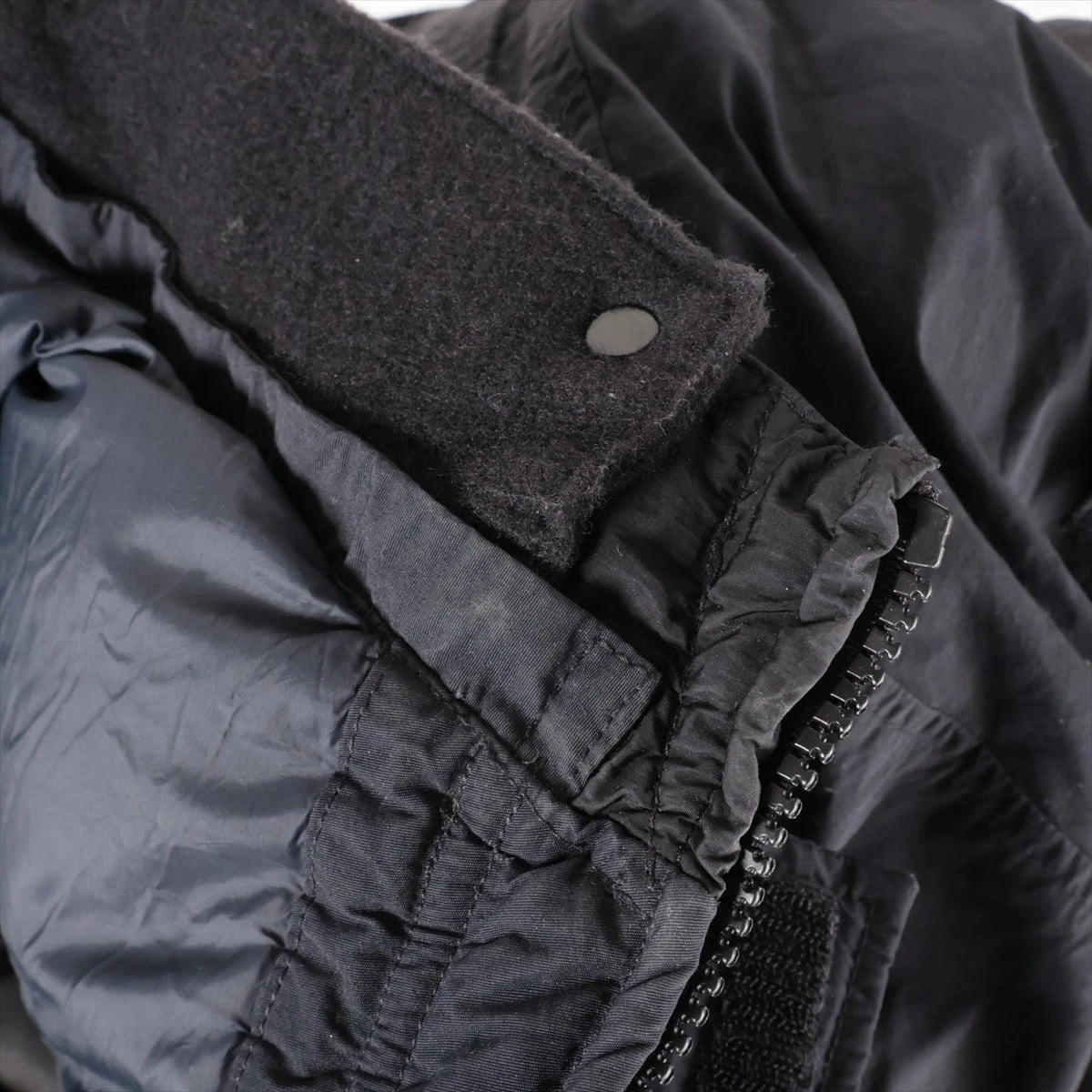 ストーンアイランド ブラック ナイロンジャケット L ストーンアイランド ナイロン ナイロンジャケット XL メンズ ブラック