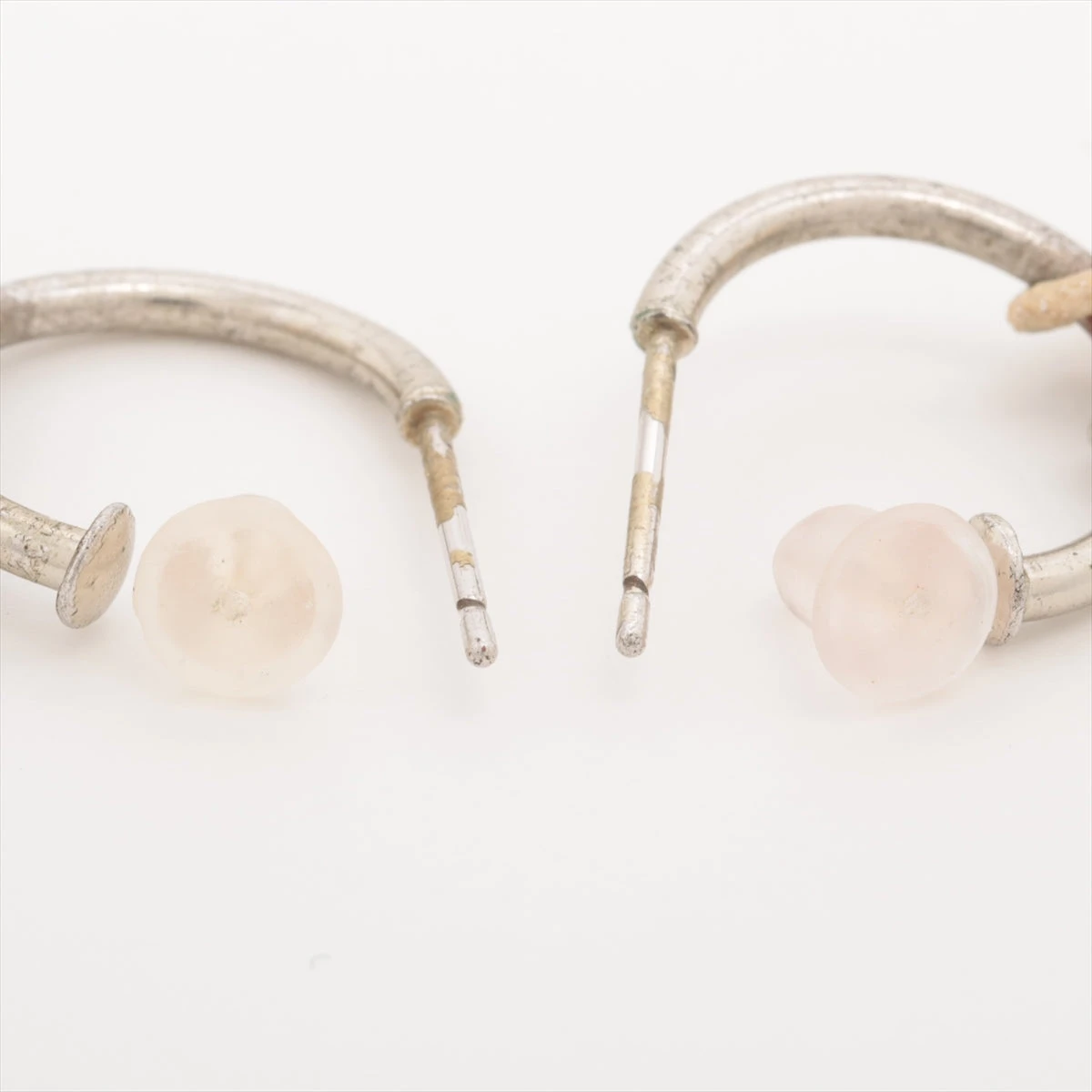 シャネル GP×シルバー 03A ココマーク ピアス ホワイトカラー 両耳 シャネル ココマーク 03A ピアス(両耳用) GP ホワイト×シルバー