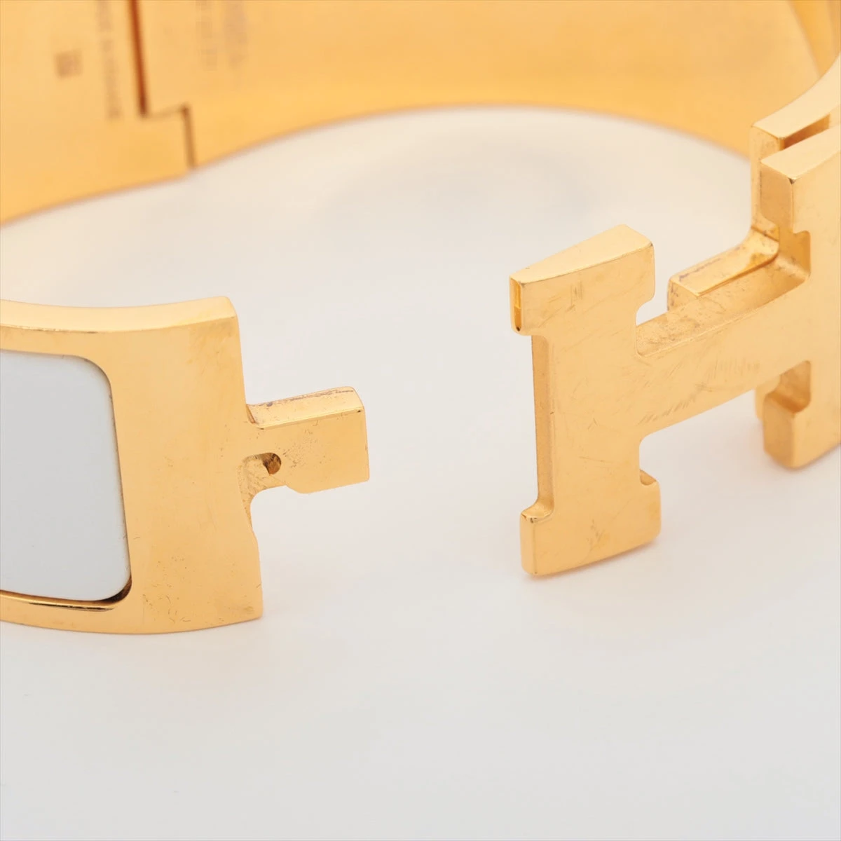 HERMES クリッククラックバングル　クリックH GP×ホワイト 箱付き 楽天市場】HERMES エルメス クリッククラック PM バングル