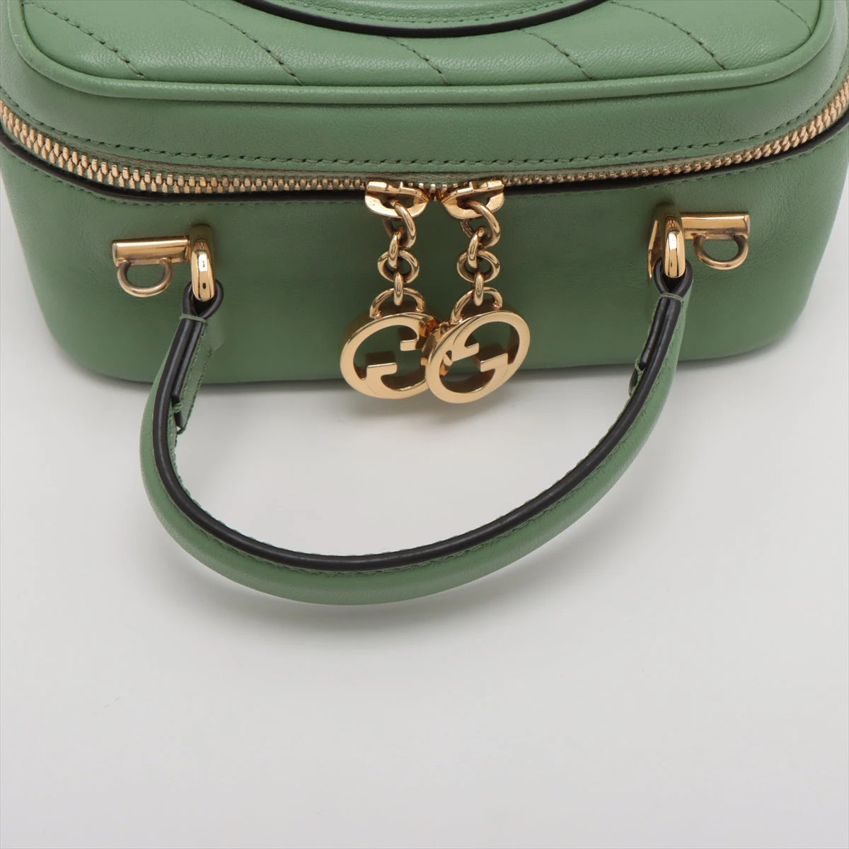 グリーンレザー ハンドバッグ 楽天市場】【バッグ】GUCCI グッチ マイクログッチシマレザー