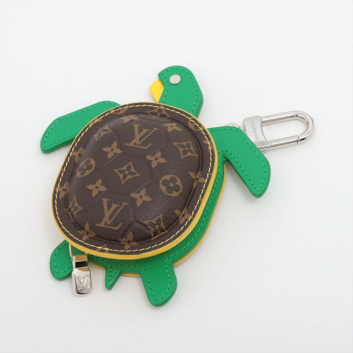 Louis Vuitton グリーン エピレザー 小銭入れ　キーホルダー付き 楽天市場】ルイヴィトン コインケース エピ グリーンの通販