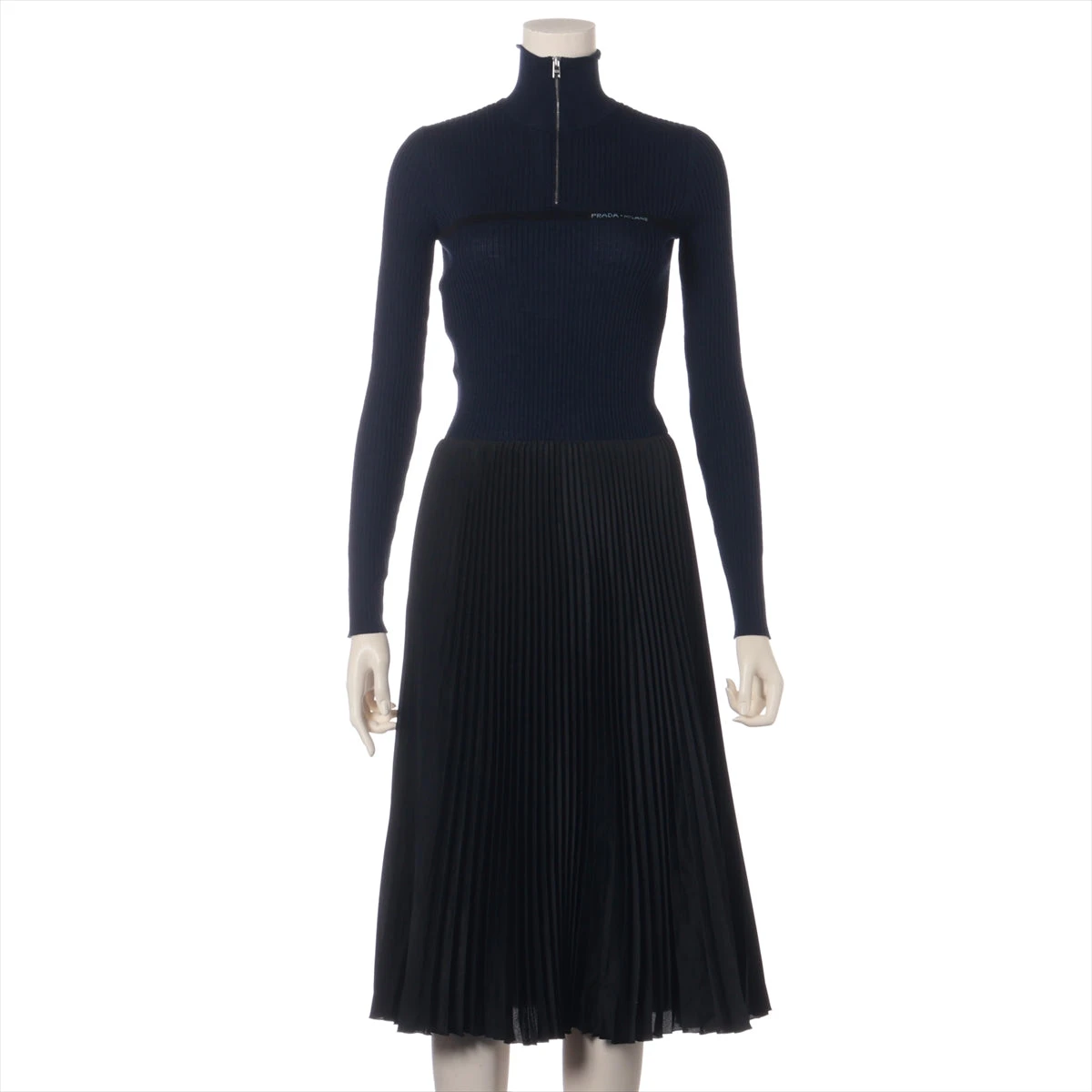 【限定セール，爆買い】【限定セール，爆買い】 prada プラダ ワンピース40 美品 訳あり 女性用