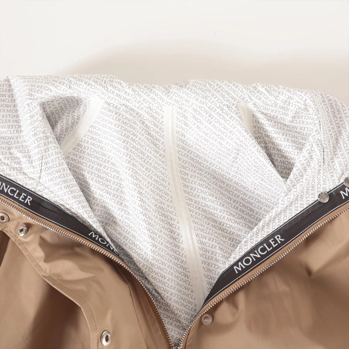 モンクレール AMARINTHE 21年 ナイロン コート 00 レディース ベージュ