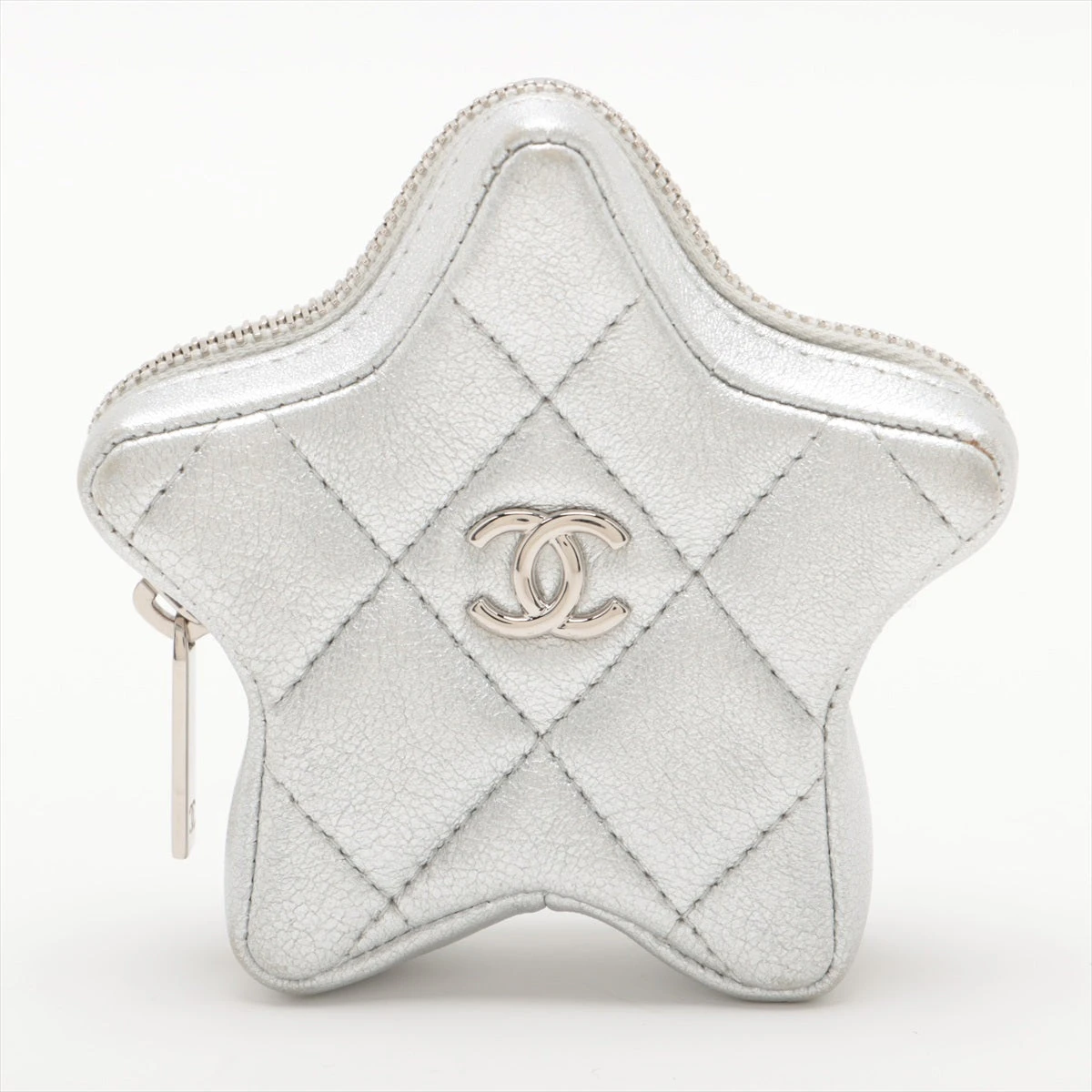 シャネル マトラッセ ラムスキン コインケース シルバー シルバー金具