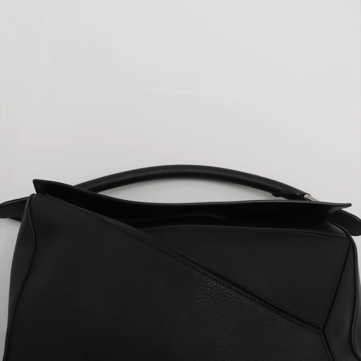 【極美品】ロエベ　パズルバッグ　ミディアム　2way アナグラム　レザー　黒 ロエベ パズル ミディアム レザー 2WAYハンドバッグ ブラック