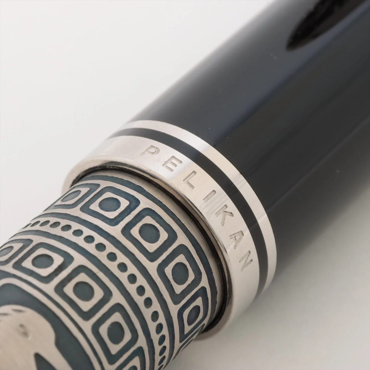 ペリカン トレド 万年筆 925×レジン ブラック×シルバー ペン先 18C-750