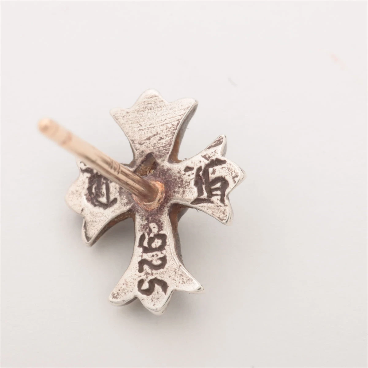 Chrome Hearts クロスピアス 片耳用 ☆クロムハーツ☆超厳選☆セレブも愛用☆洗練されたクロスピアス