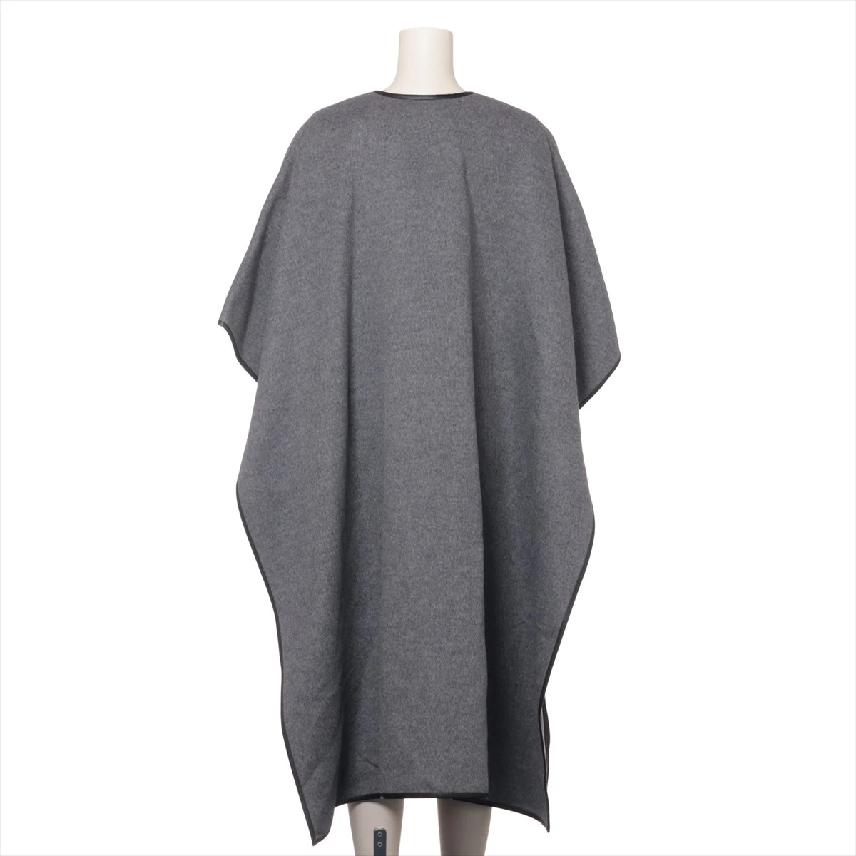希少色　サルバトーレ・フェラガモ　カシミア100%コート　ポンチョ 希少色サルバトーレ・フェラガモカシミア100%コートポンチョ