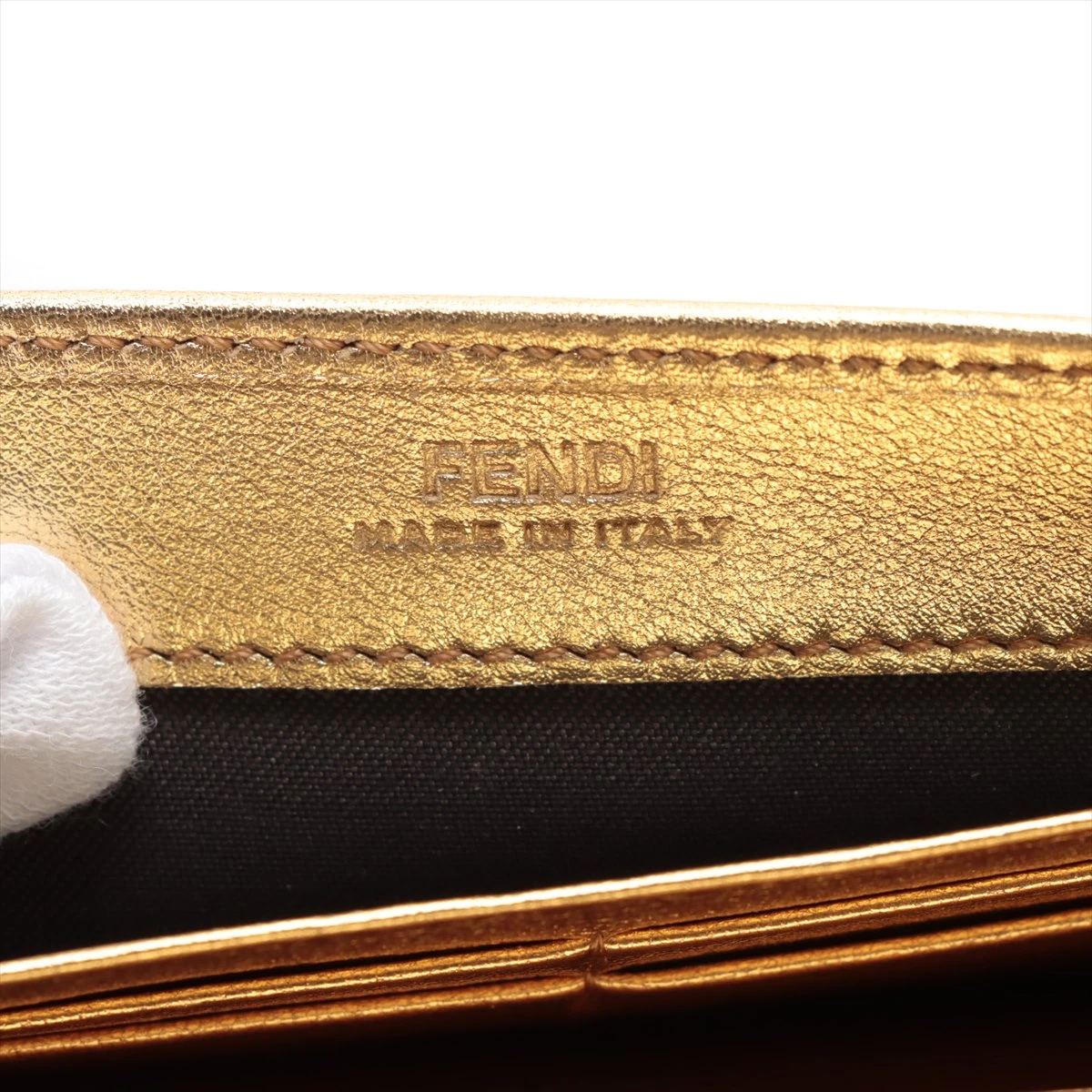 フェンディ ズッカ 8M0251 レザー 財布 ゴールド A3494006｜中古