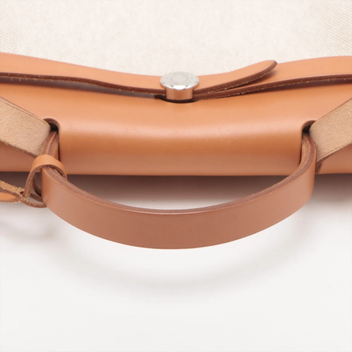 Hermes エールバッグ 付属ベルト　未使用 売切】エルメス エールバッグジップ未使用 カジュアルにご愛用