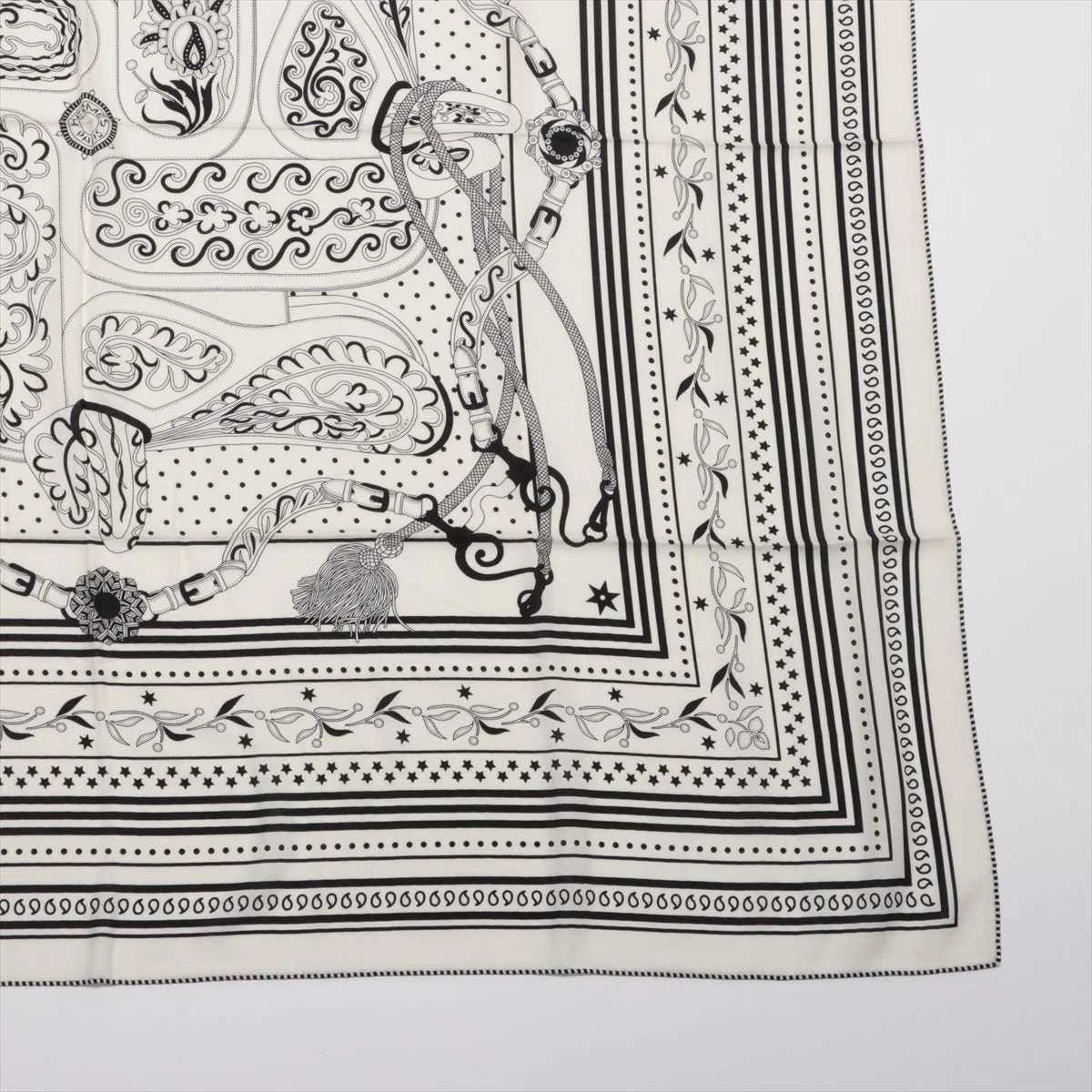 ４月7日までの限定出品　エルメス　カレジェアン アマゾンの祭典 Hermes エルメス カシシル カレジェアン アマゾンの祭典 匿名