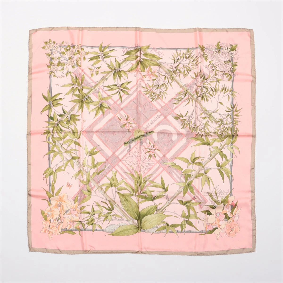 美品⭐️エルメス カレ90 チュイルリー公園 スカーフ ピンク ゴールド 楽天市場】中古 エルメス カレ90 LES TUILERIES チュルリー公園