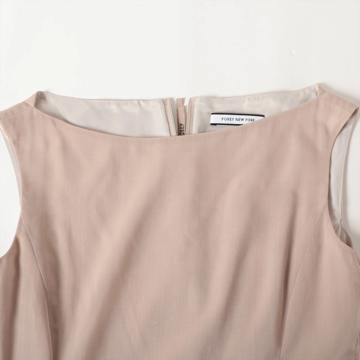 フォクシーニューヨーク ウール×ポリエステル ノースリーブ