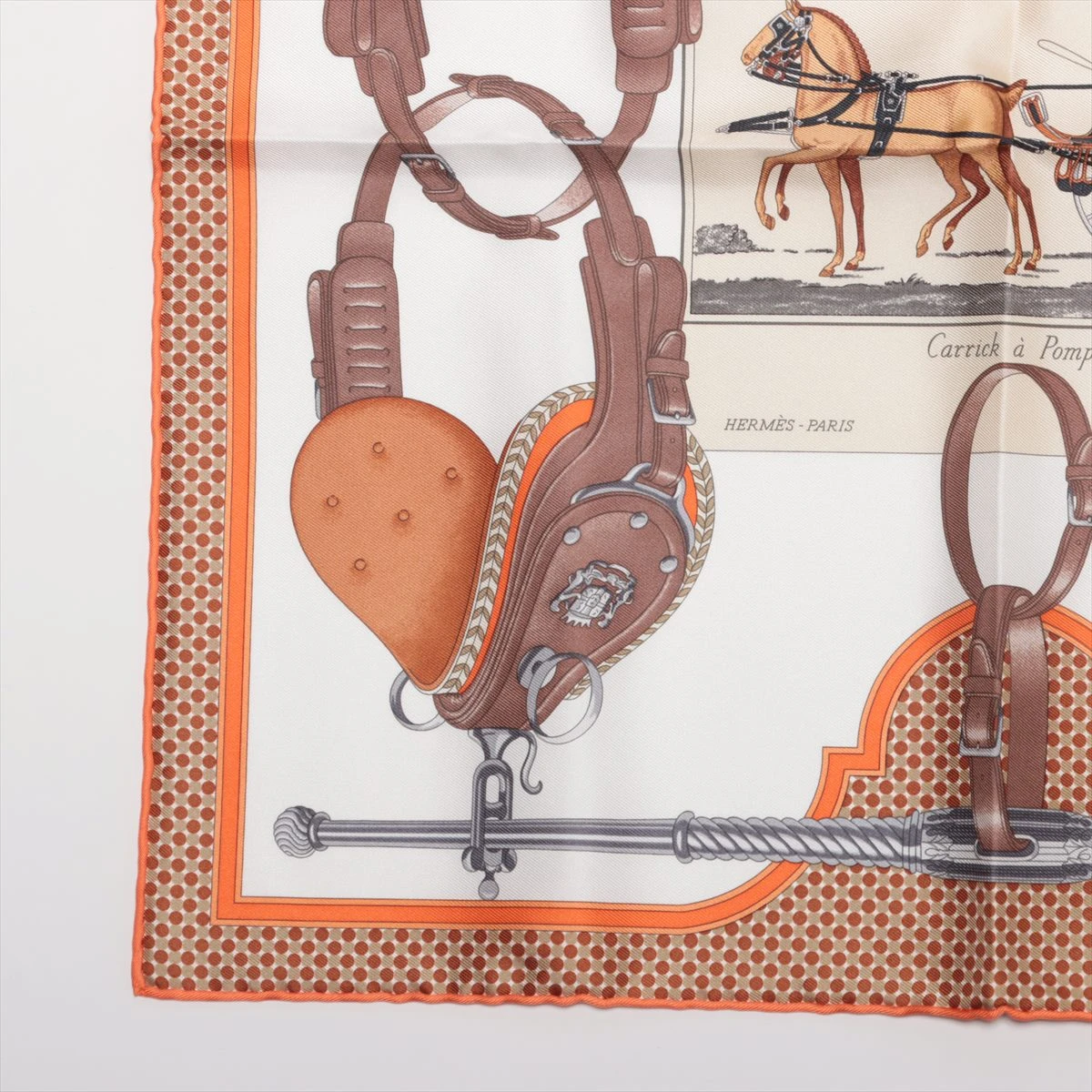 新品未使用　HERMES シルクスカーフ オレンジ 馬具デザイン エルメス スカーフ シルク オレンジ カレ45 CARRICK A POMPE