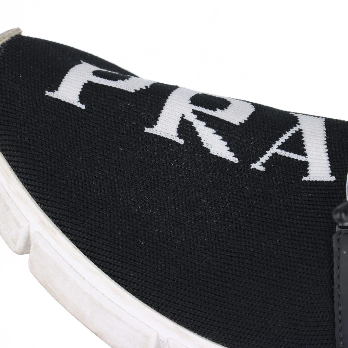 PRADA プラダ ニット ソックススニーカー 36 スニーカー ブラック ロゴ プラダ ニット ソックススニーカー 36 レディース ブラック ロゴ