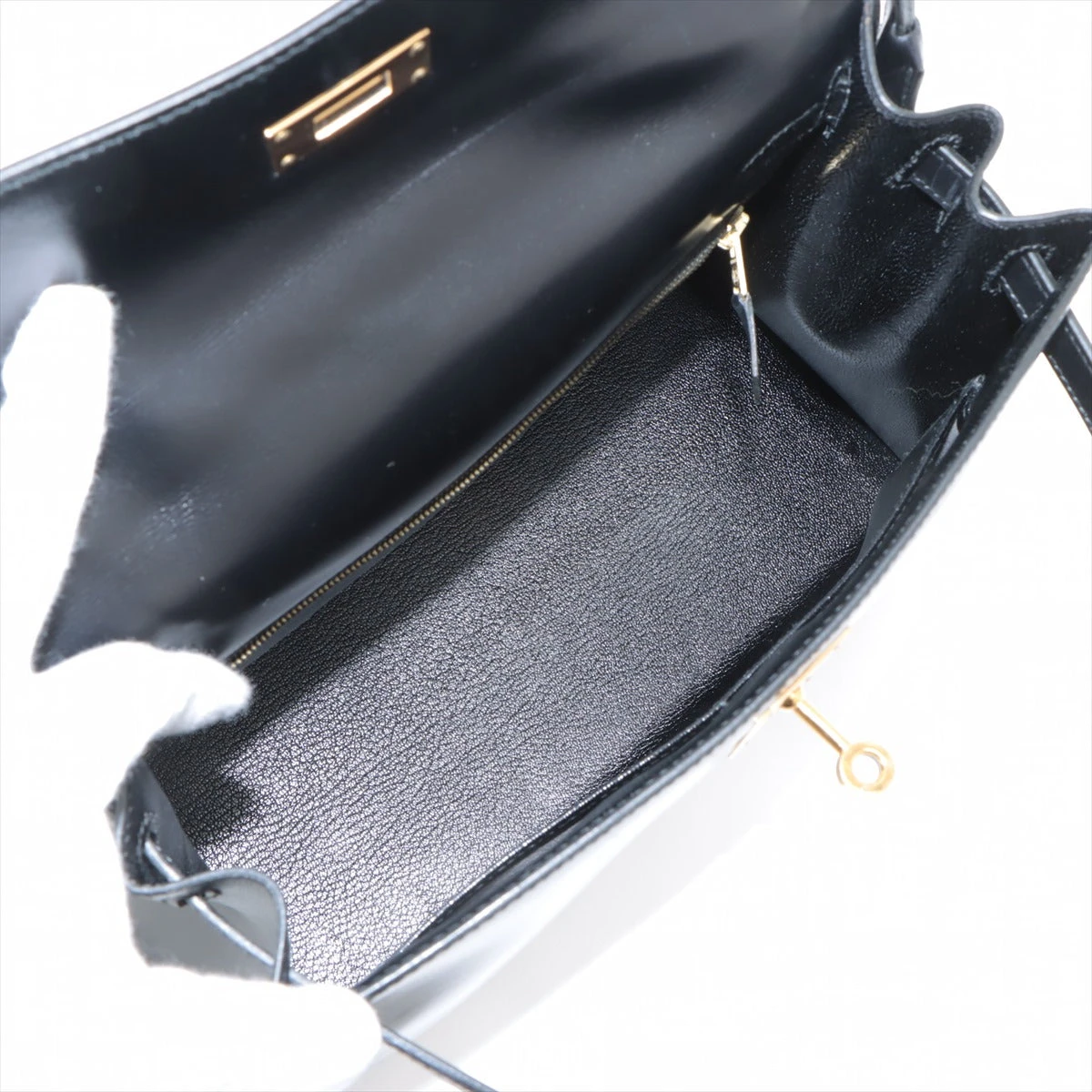 エルメス ケリー28 ボックスカーフ ブラック ゴールド金具 ○W