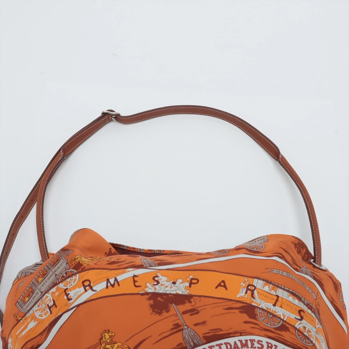 24日までの出品最終価格！HERMES エルメス　シルキーシティMM エルメス シルキーシティMM レザー×シルク オレンジ シルバー金具 □L