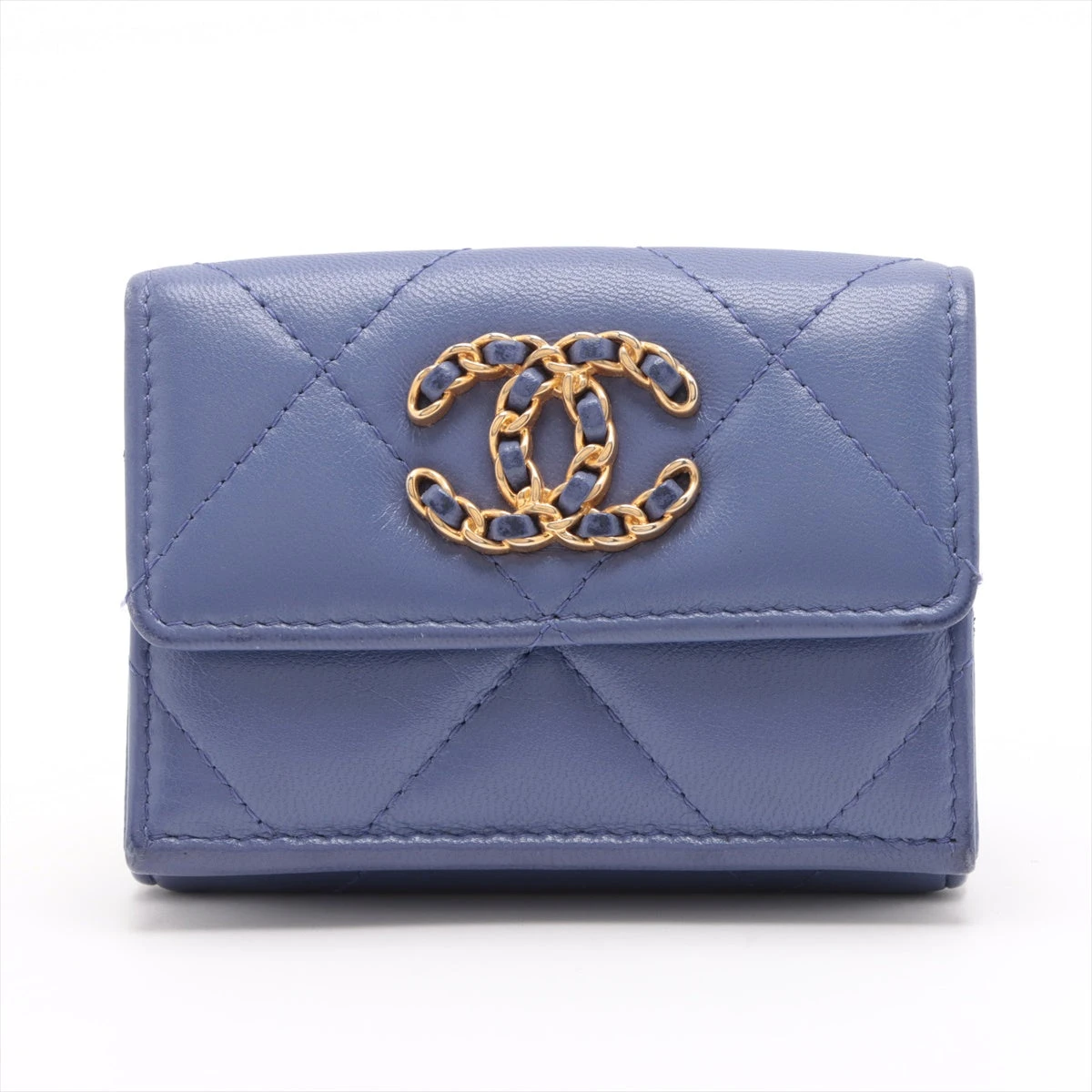 【中は赤♡大人エレガント♡】CHANEL19 折り畳み財布 210.jpg