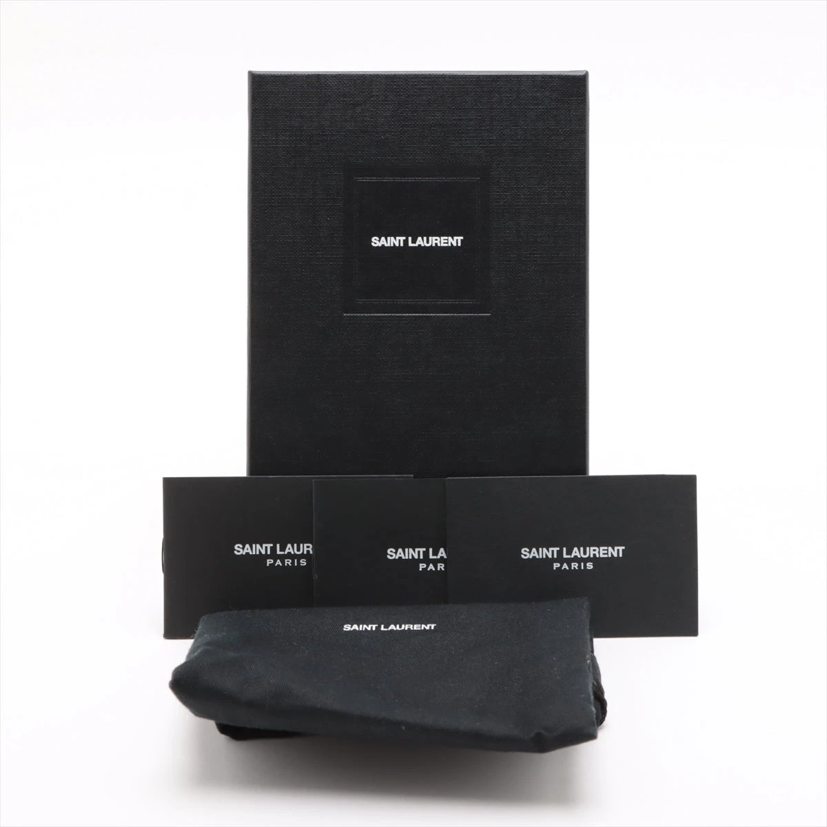美品　サンローラン　パリ　Vステッチ　コンパクト　財布　ブラック 美品 SAINT LAURENT サンローラン 財布 三つ折り財布 Vステッチ
