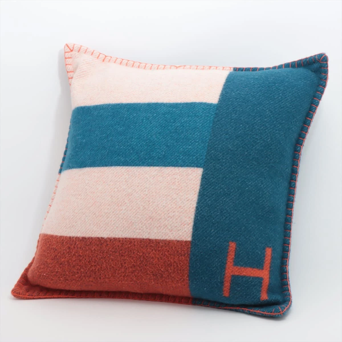 新品　エルメス　HERMES Hディアゴナル　カシミヤクッション 楽天市場】【未使用】HERMES エルメス クッション Hディアゴナル