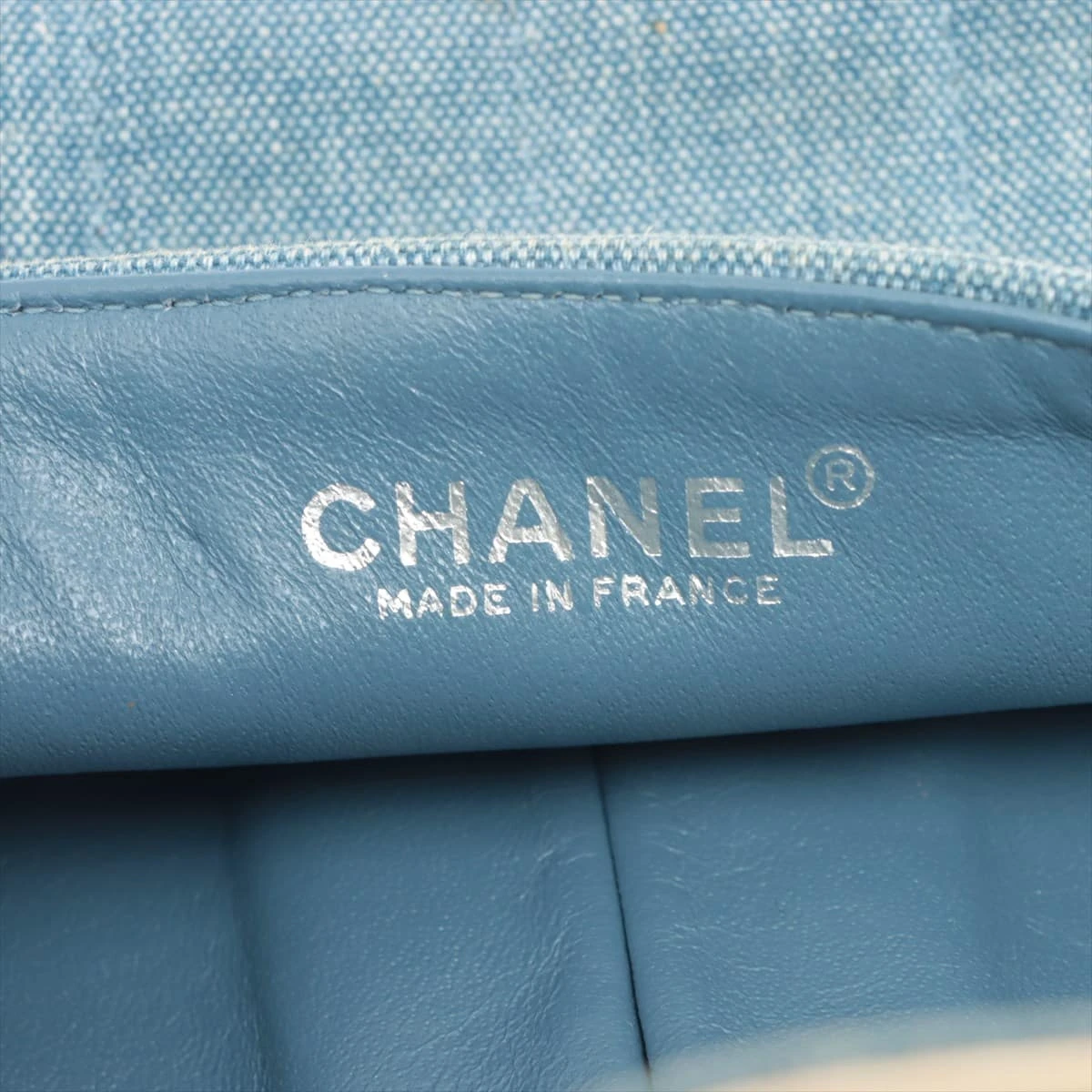 【正規品】CHANEL チョコバー　デニムトート CHANEL メタリックハンドル チョコバー 2.55金具 カバン トート