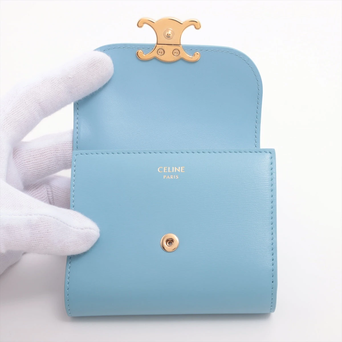 【CELINE】トリオンフ スモールフラップウォレット アッシュブルー CELINE】トリオンフ スモールフラップウォレット アッシュブルー