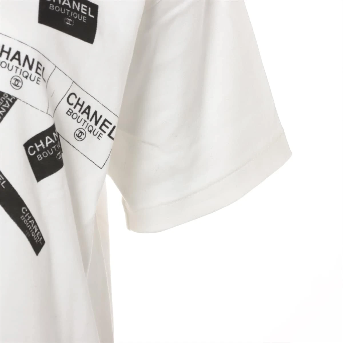 CHANELロゴマークシャツ s-l400.jpg
