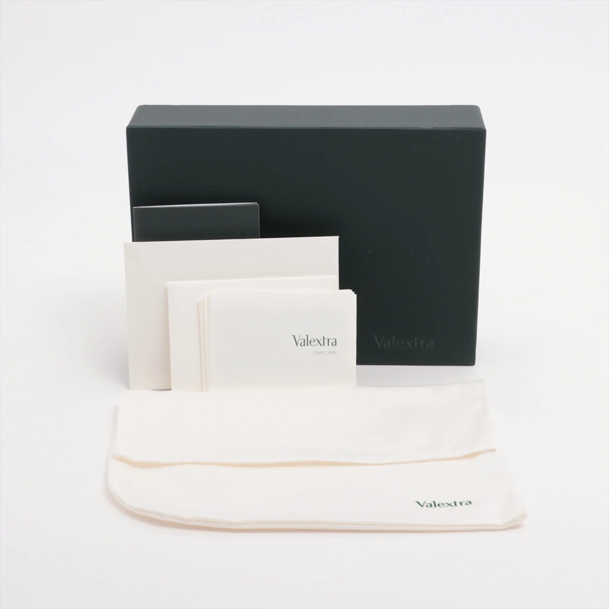 Valextra ホワイト レザー メガネケース ストラップ付 メガネケース