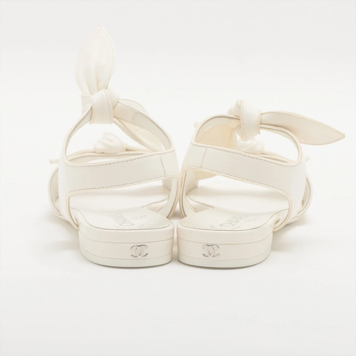 CHANEL ホワイト サンダル 36 箱有り