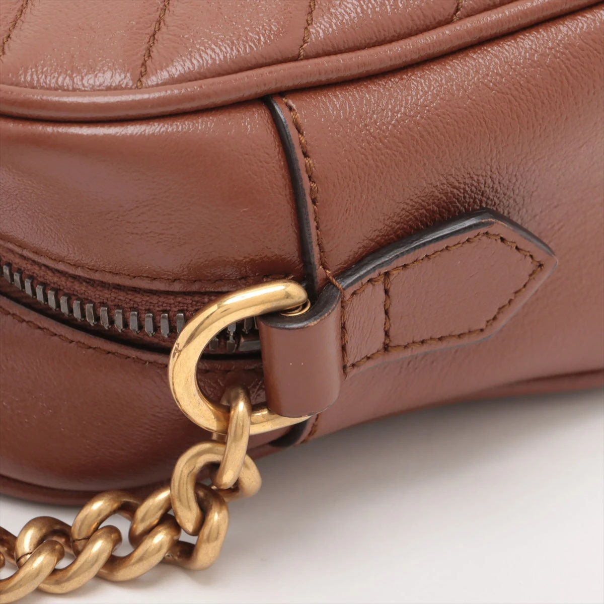 グッチ GGマーモント レザー チェーンショルダーバッグ ブラウン