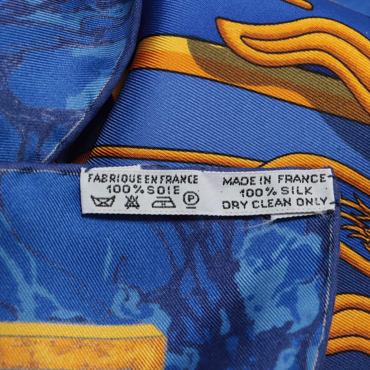 エルメスプチカレ 45 CARPE DIEM シルクスカーフ ゴールド ブルー HERMES エルメス カレ45 プチカレ Carpe Diem 総柄 スカーフ