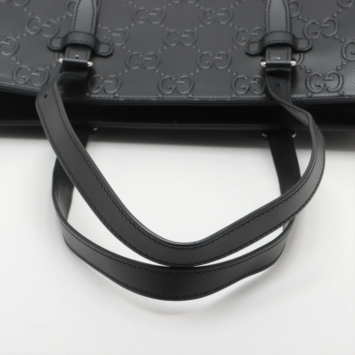 グッチ GGエンボス レザー トートバッグ ブラック 625774 A3499125