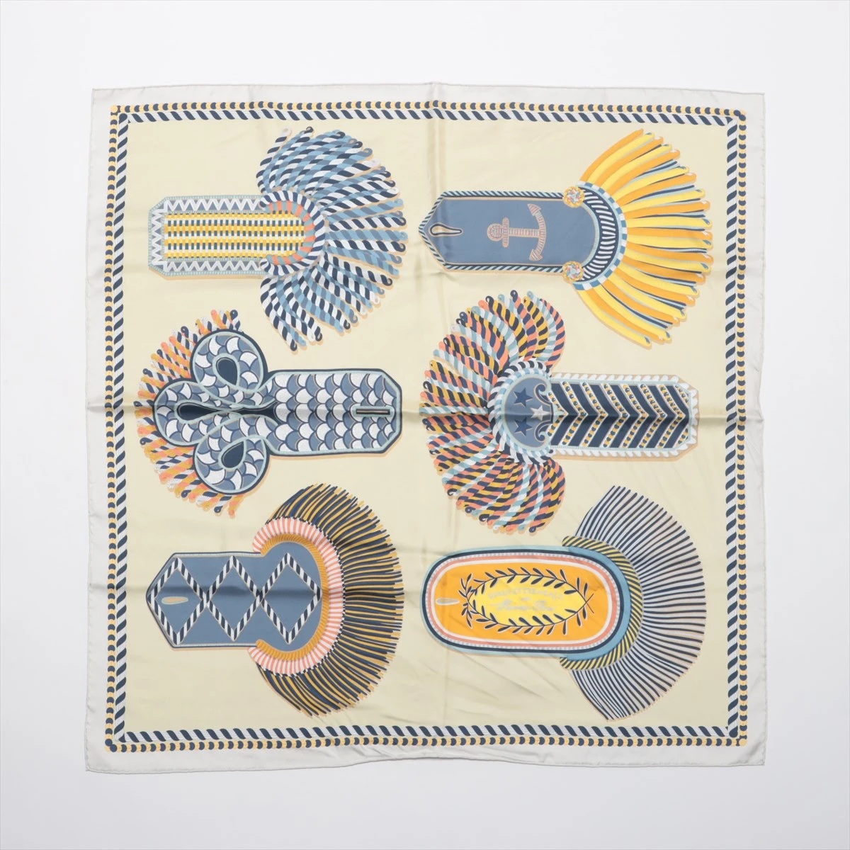 カレ【HERMES】A la Lumiere du Flambeau 90 スカーフ〈直営店〉 A la Lumiere du Flambeau double face scarf 90 | Hermès