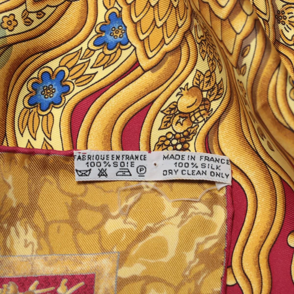 新品未使用✨HERMES エルメス スカーフ カレ 90 今日一日を楽しむ HERMES エルメス スカーフ カレ90 『CARPE DIEM(今日一日を