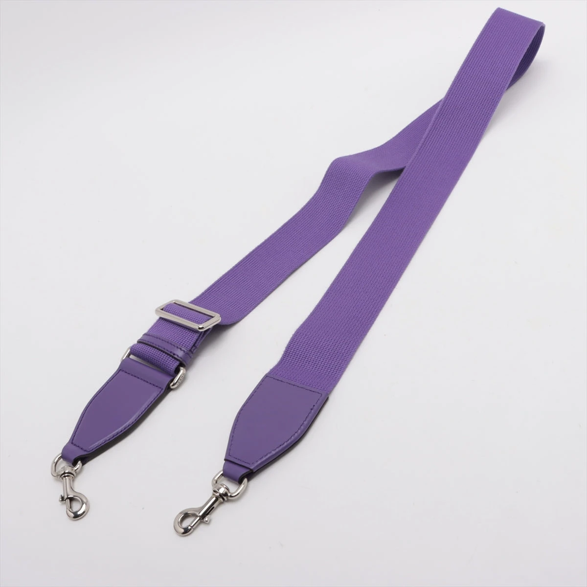 グッチ GGエンボス レザー 2WAYショルダーバッグ パープル 723314