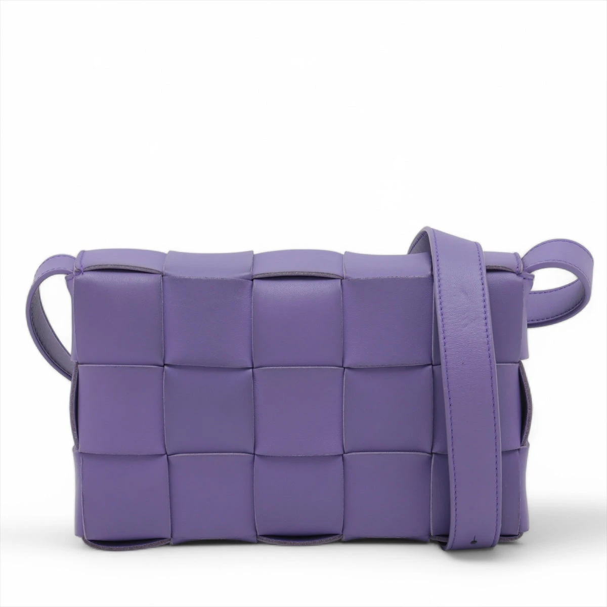 【安心の関税込】Bottega Veneta・マキシ カセット バッグ ボッテガヴェネタ マキシイントレチャート カセット レザー