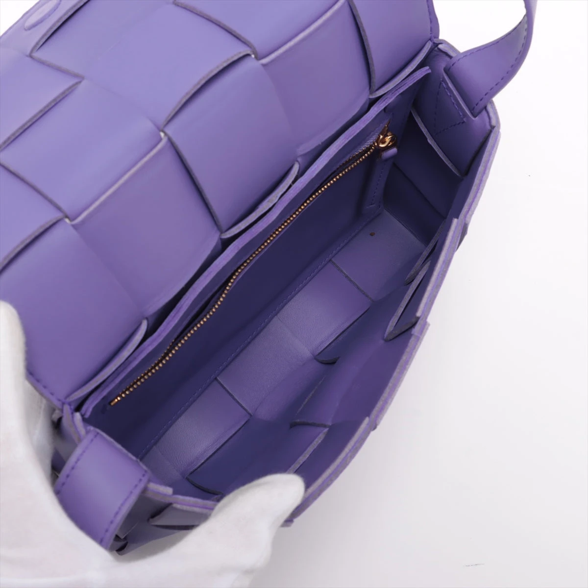 ボッテガヴェネタ マキシイントレチャート カセット レザー