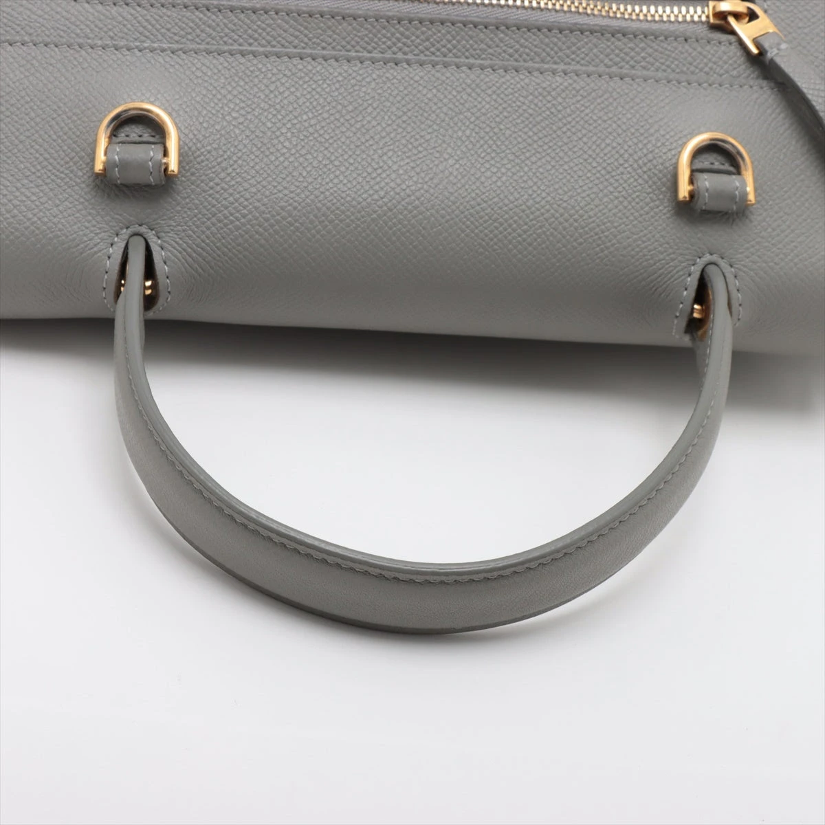 正規品　セリーヌ　マイクロベルトバッグ　グレー　※ショルダーベルト欠品 2025年廃盤 定価45万】新品同様 セリーヌ ベルトバッグ マイクロ