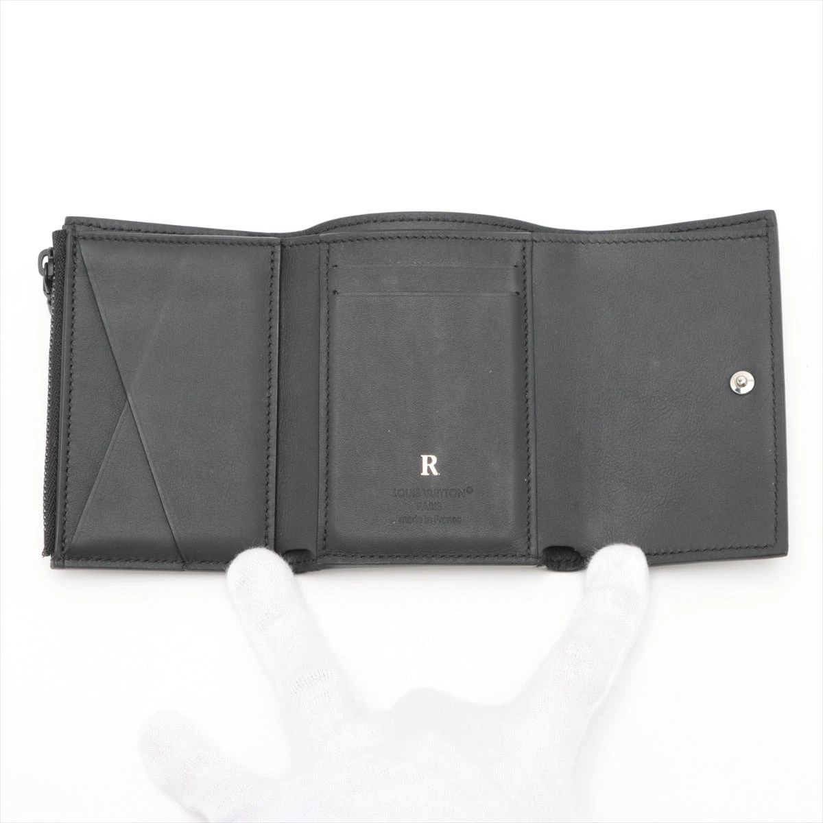 louis-vuitton-victor-wallet--