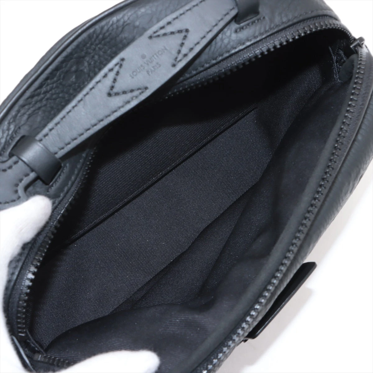 【美品】LOUIS VUITTON モノグラム　メッセンジャー ヴィトン トリヨンモノグラム Sロック メッセンジャー M58489