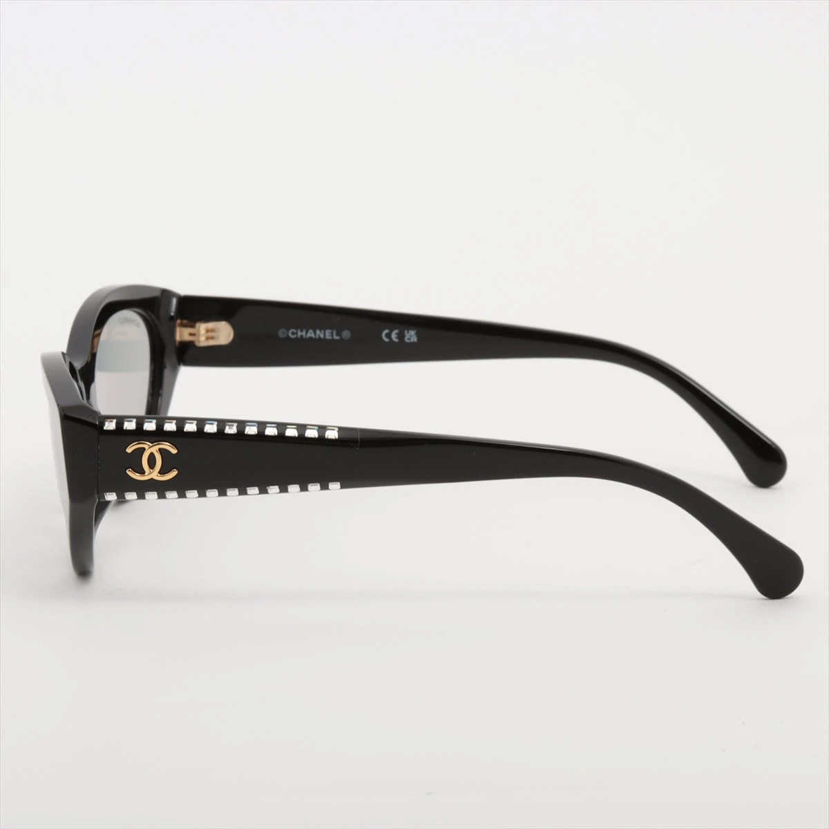 CHANEL サングラス ロゴ ココマーク 5422 ラインストーン ブラック CHANEL サングラス ロゴ ココマーク 5422 ラインストーン ブラック